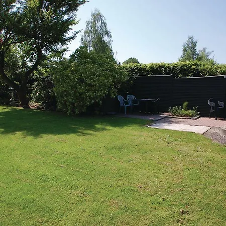 Feriehus 4 Bedroom Gorgeous In